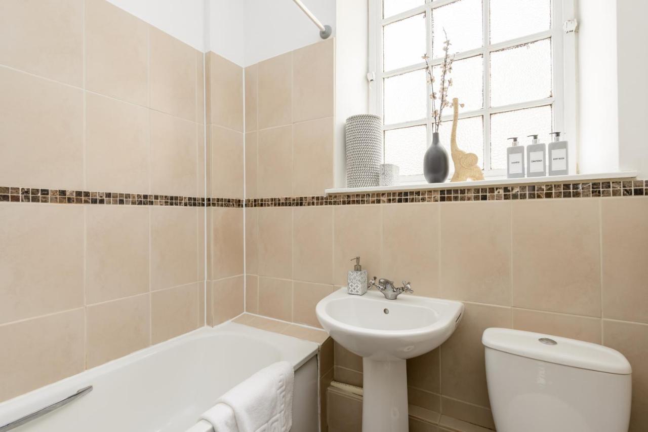 2 Bedroom Royal Mile Apartment Edinburgh Luaran gambar